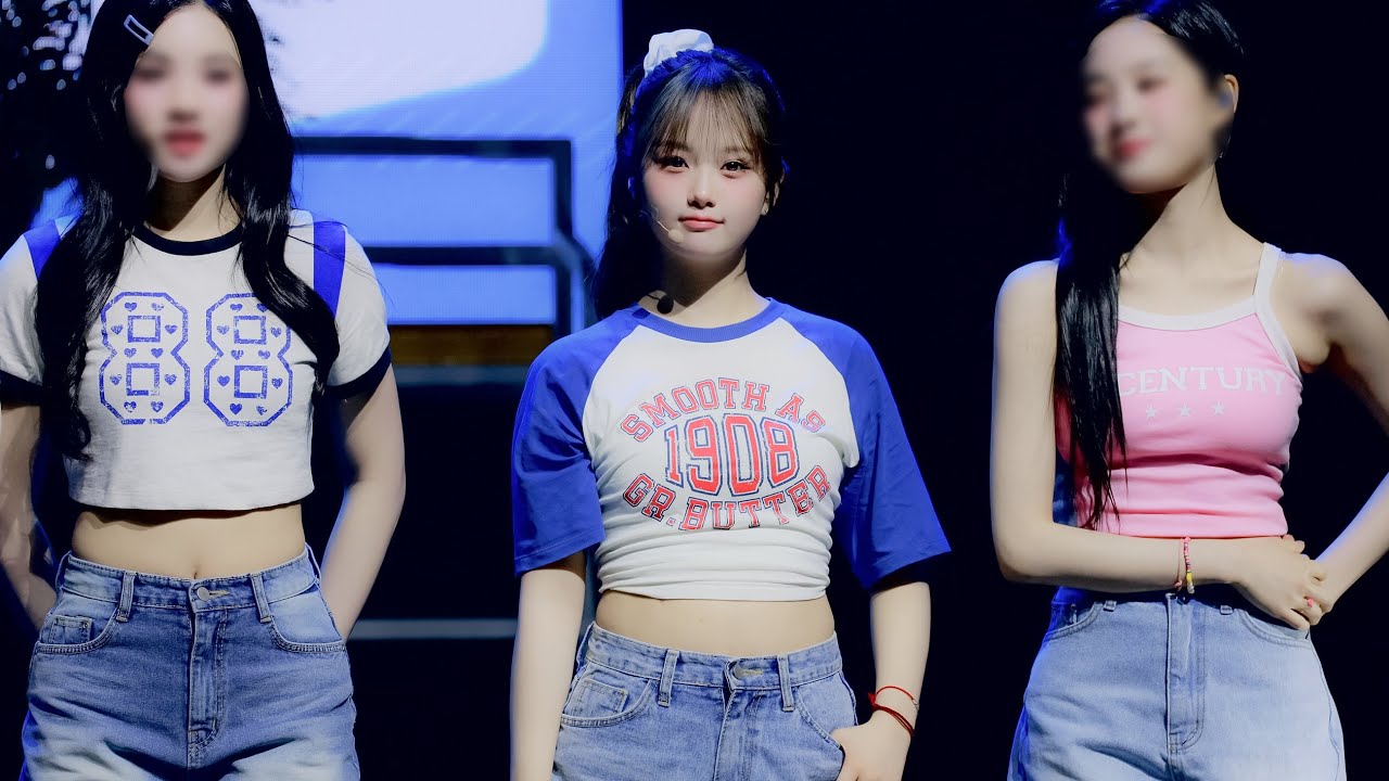 [4K] 250412 트리플에스 서아 (tripleS) 'Girls Never Die' - 서핑 동아리 1기 발대식 직캠 fancam - 걸그룹 직캠 | 아카이브 갤러리