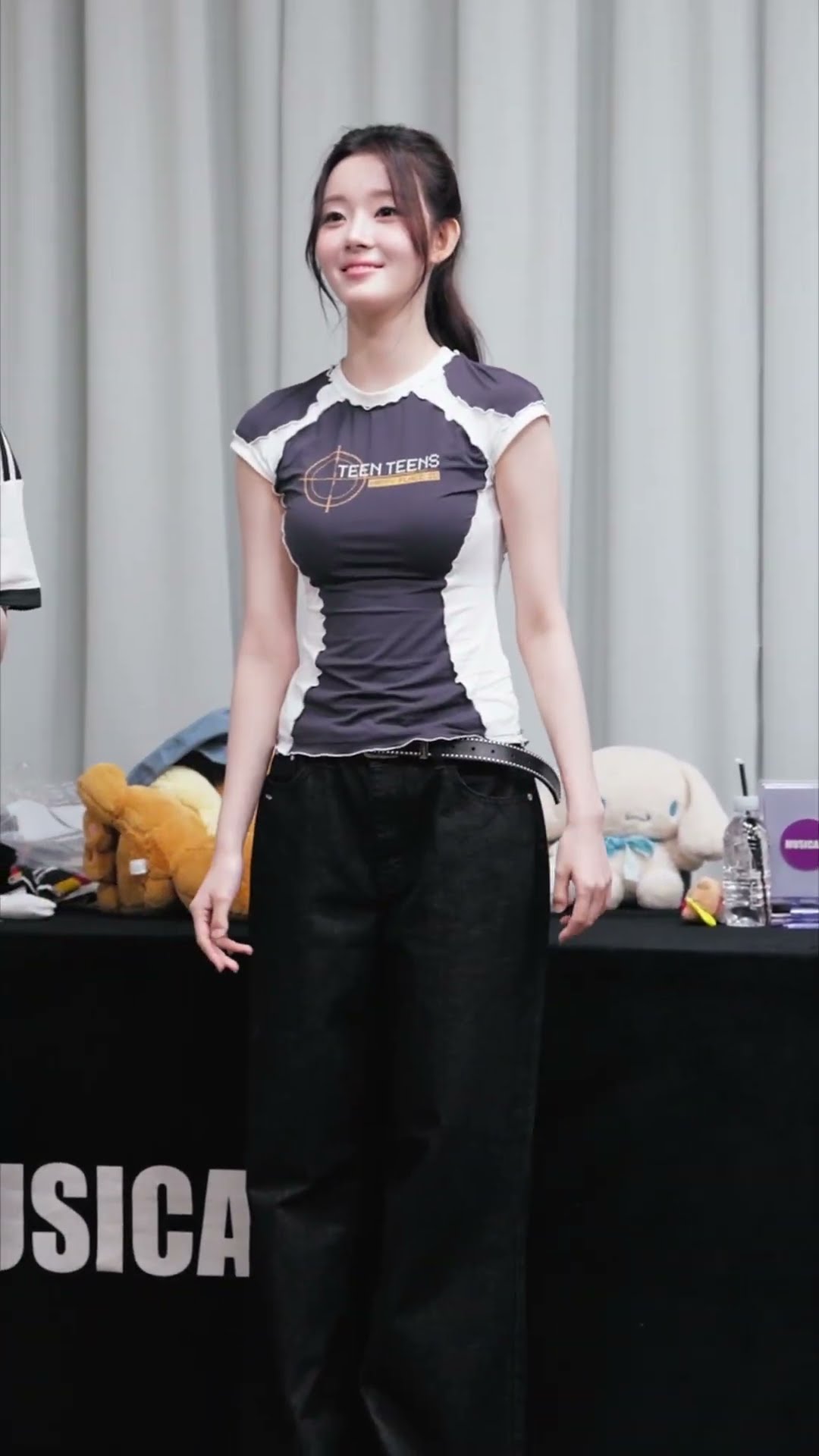 Ifeye 이프아이 Kasia 카시아 206027 Shorts3 - 걸그룹 직캠 | 아카이브 갤러리