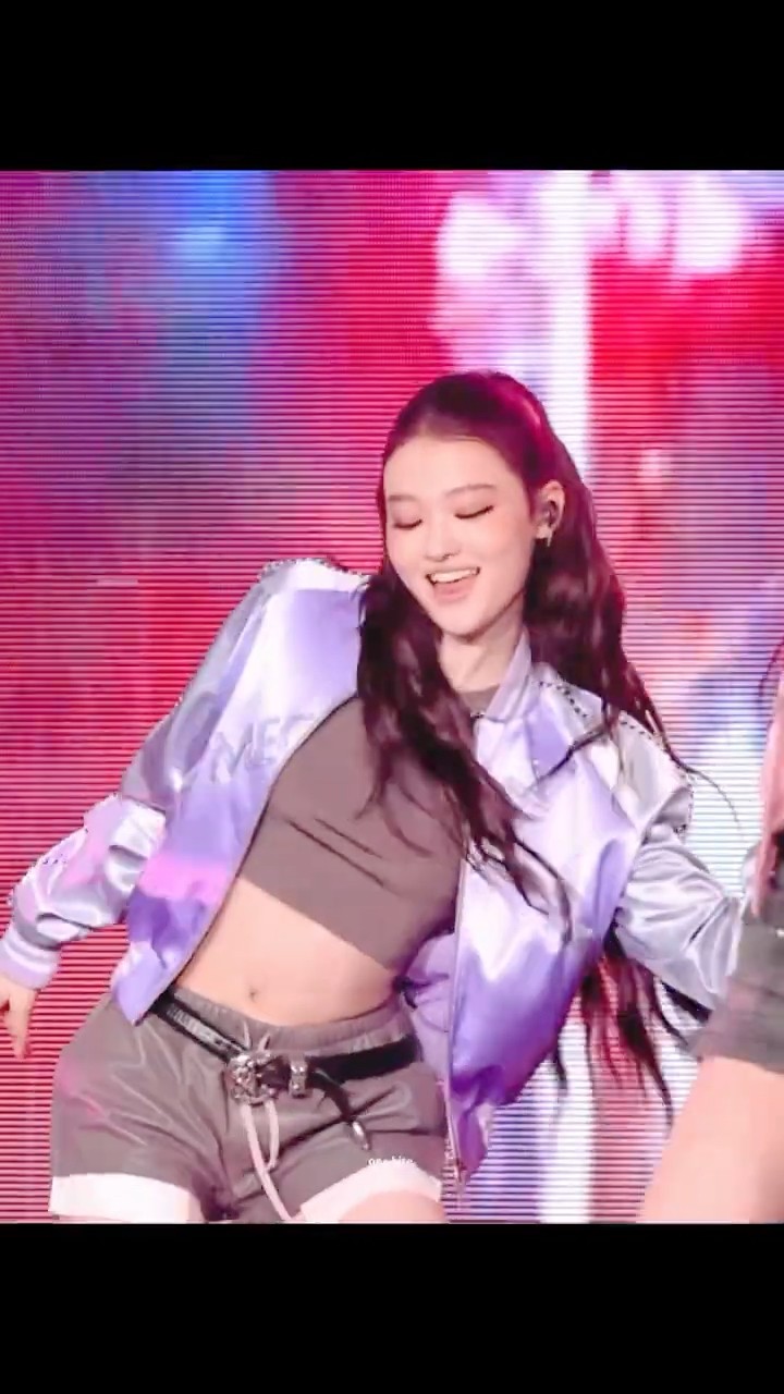 260725 [4K] ACON 2026 MEOVV ELLA focus 직캠 - Dynamite fancam #미야오 #MEOVV #엘라 #ELLA - 걸그룹 직캠 | 아카이브 갤러리