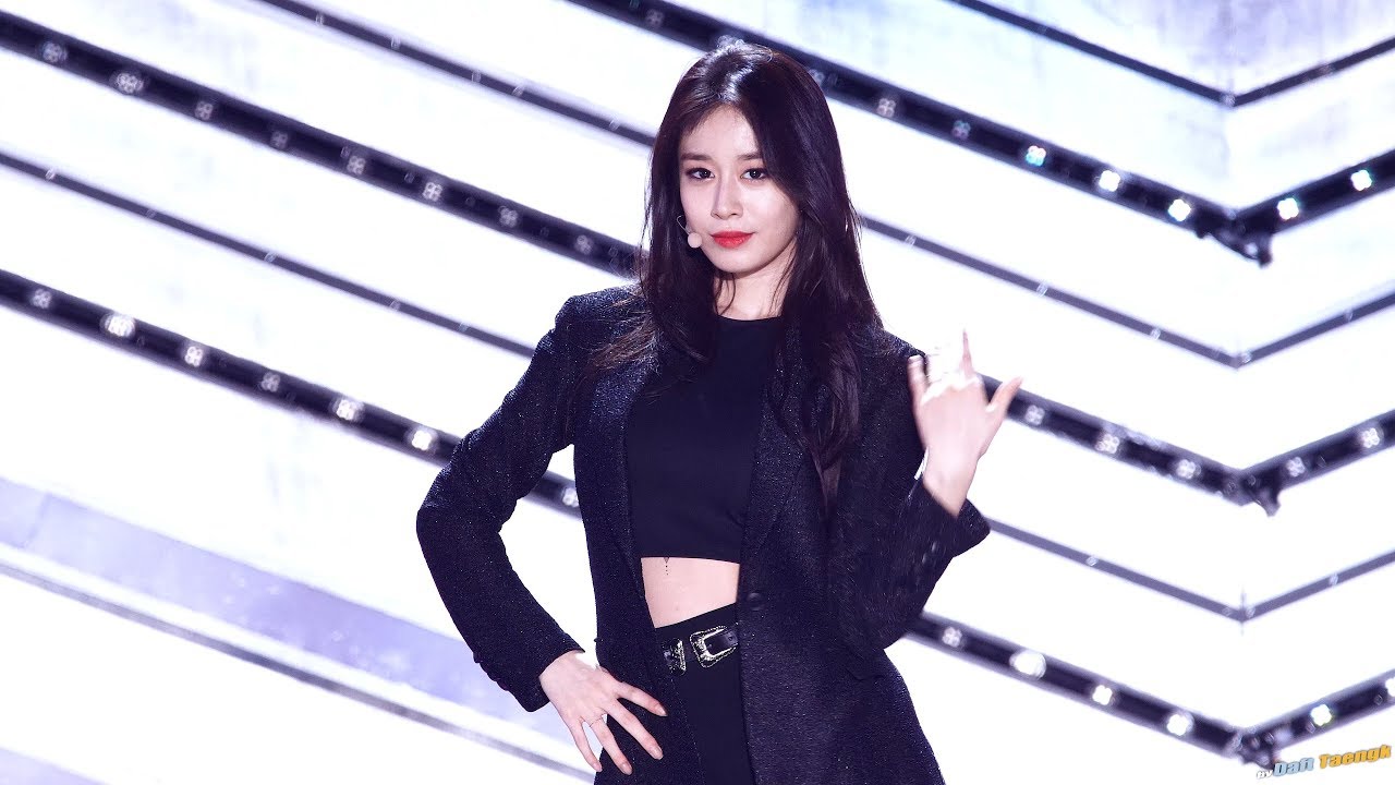 170909 지연 JIYEON 티아라 T-ARA 'Lovey-Dovey&amp;Roly Poly' 4K 60P 직캠 @인천한류관광콘서트 by DaftTaengk - 걸그룹 직캠 | 아카이브 갤러리