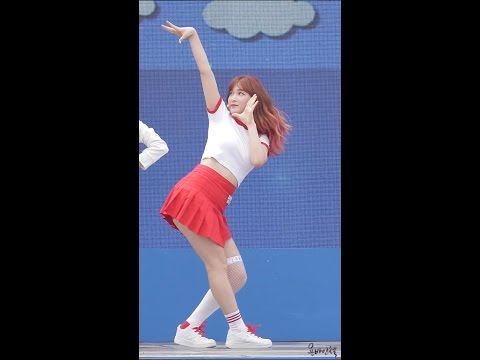 160910 라붐(LABOUM)_(율희) 상상더하기 [제 13회 국방일보 전우마라톤 위문열차] 직캠 by 욘바인첼 - 걸그룹 직캠 | 아카이브 갤러리