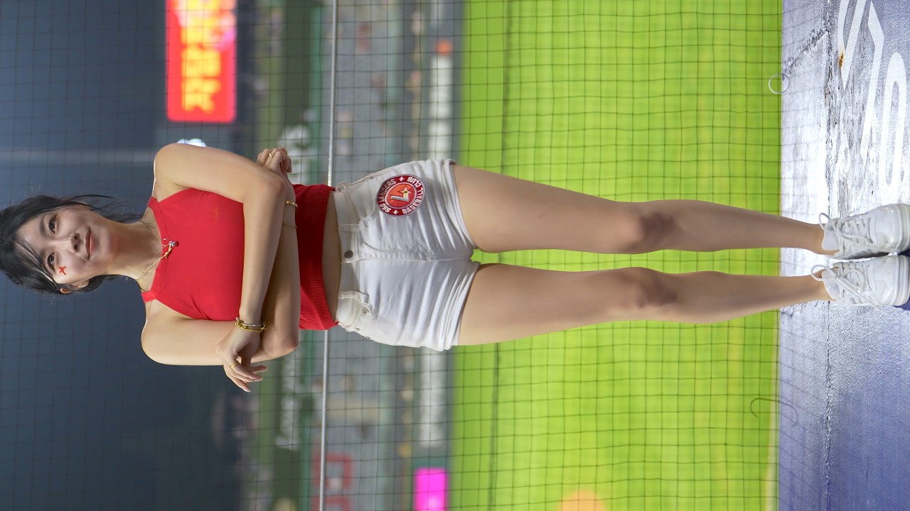 [4K] SSG 랜더스 안지현 치어리더 - 씨스타(SISTAR) 'So Cool' 직캠 (260804) - 모델·치어리더 갤러리