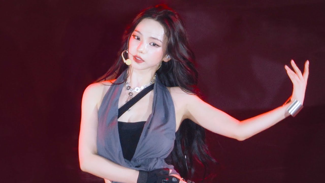 에스파 카리나 'Drama' 직캠 (aespa KARINA FanCam) | 260807 aespa LIVE TOUR - SYNK : COMPLaeXITY - 걸그룹 직캠 | 아카이브 갤러리