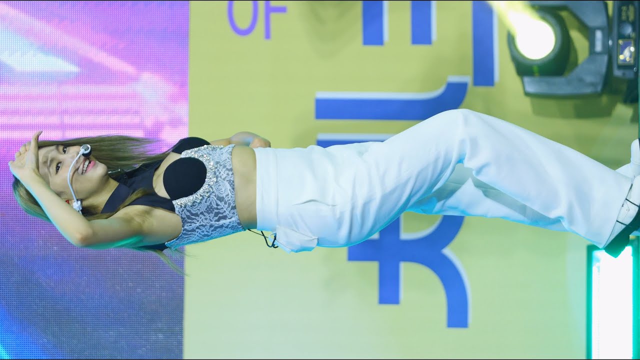 [5.7K] 221001 모모랜드( @MOMOLAND_official ) 혜빈(HyeBin) BAAM - 직캠(Fancam) - 걸그룹 직캠 | 아카이브 갤러리