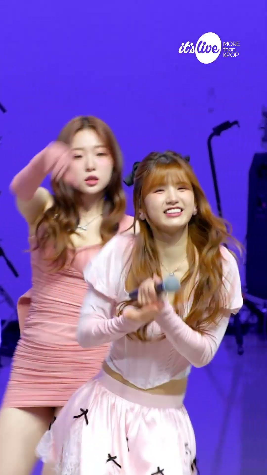 [it’s Live] ICHILLIN’(아이칠린) - “ON MY LIPS” 미방분 1인캠 지윤 ver. #itsLive #ICHILLIN #ONMYLIPS #아이칠린 #잇츠라이브 - 걸그룹 직캠 | 아카이브 갤러리