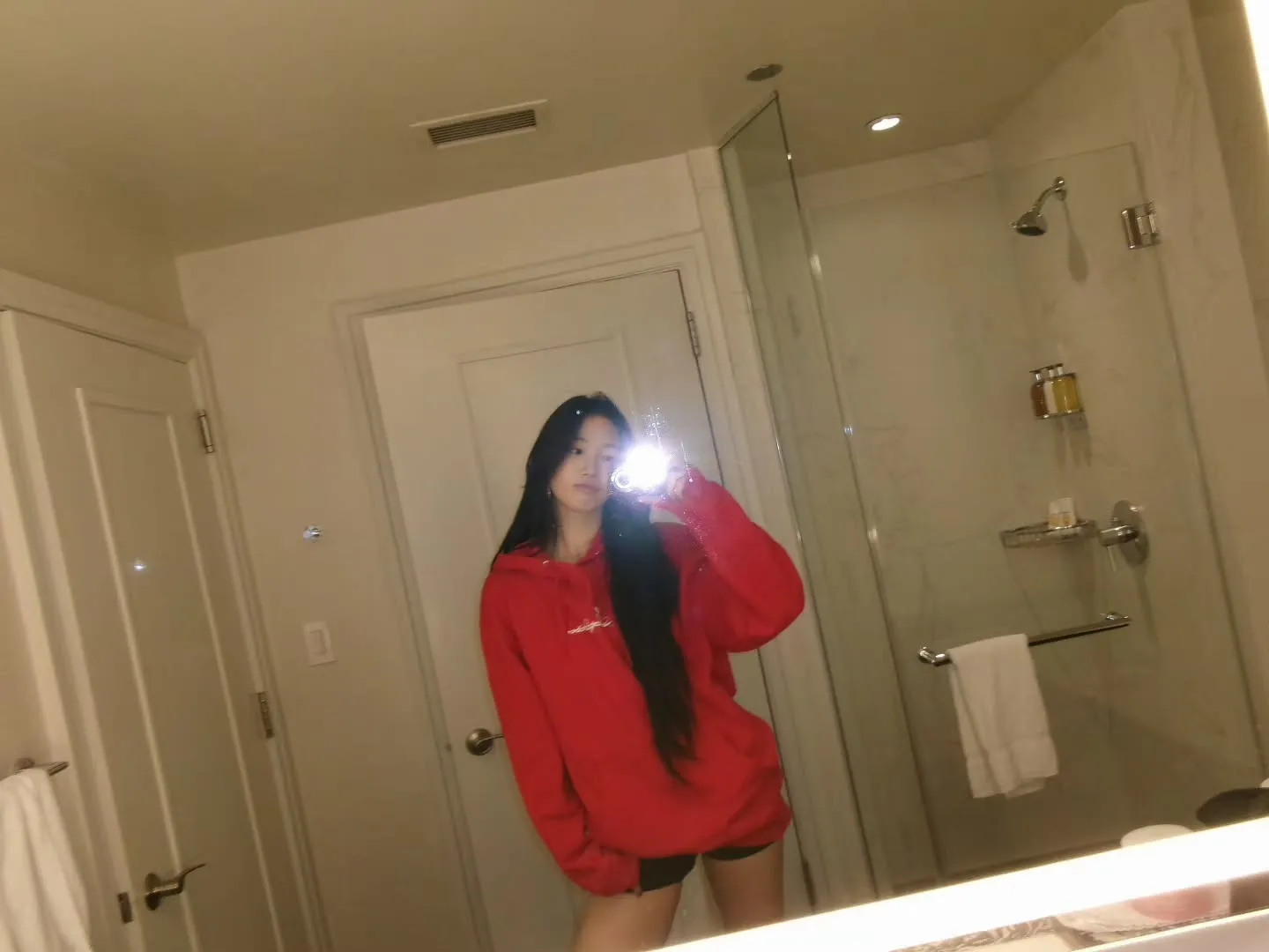 르세라핌 카즈하 - 걸그룹 갤러리 르세라핌 카즈하 - 걸그룹 갤러리