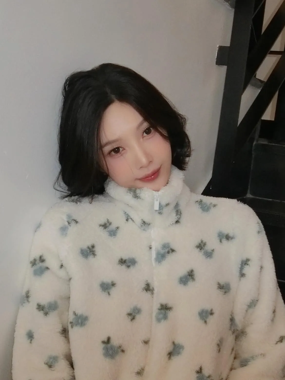 단발여신 레드벨벳 조이 인스타 - 걸그룹 갤러리