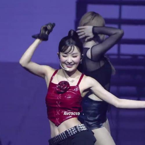 250615 IRENE & SEULGI CONCERT TOUR [ BALANCE ] in SEOUL DAY 2 Rollin' With My Homies Fancam