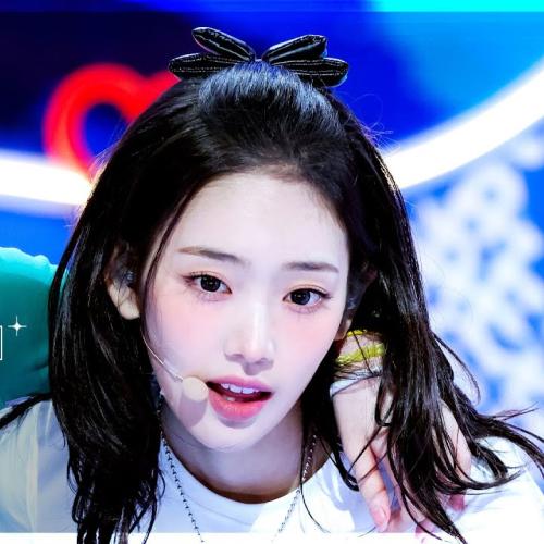 [안방1열 직캠4K] 키키 이솔 'DANCING ALONE' (KiiiKiii LEESOL FanCam) @SBS Inkigayo 250810