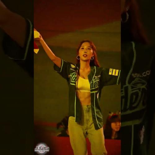 240426 '불금파티 3 비행기' 이리안 치어리더 직캠 By.JJaGa #ssg랜더스필드 #ssg랜더스