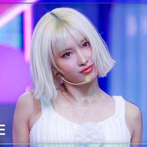 [K-Fancam] 트와이스 모모 직캠 'Strategy' (TWICE MOMO Fancam) @뮤직뱅크(Music Bank) 241206