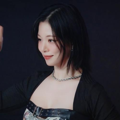 [4K] 231102 프로미스나인 이채영 'LOVE BOMB' 직캠 (fromis_9 CHAEYOUNG FanCam)