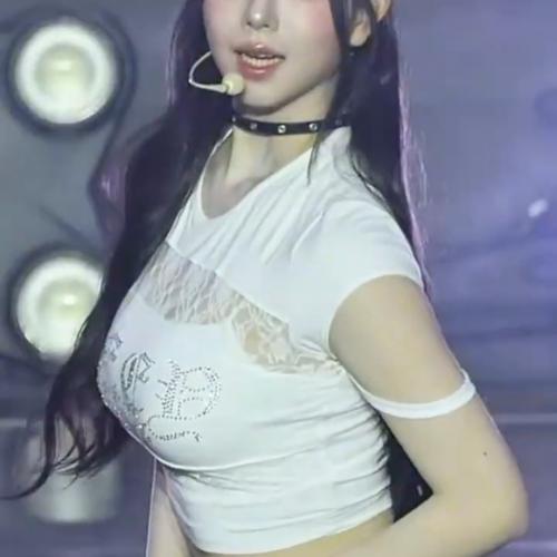 나는 조선의 국모다! #김채연 #트리플에스 @260405 아시아투어 #tripleS #ChaeYeon #채연 #보니하니 #kpop  #fancam