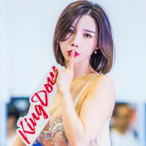 23오토살롱위크 송주아5  Auto Salon Week Song Jooa5