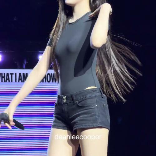 Baddie Soundcheck 💥 260807 IVE SWIA in Seattle #IVE #아이브 #AnYujin #안유진 #SWIAinSeattle