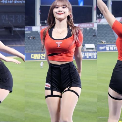 [4K] 봄아 빨리와 이다혜 치어리더 직캠 Lee DaHye Cheerleader fancam 기아타이거즈 221004