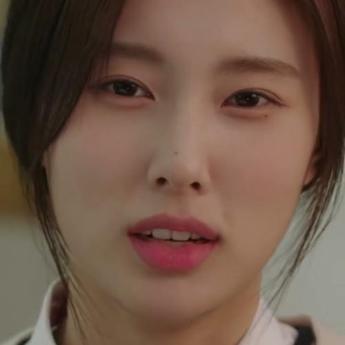 강혜원한테 고백받았다.