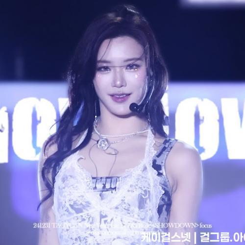 241231［4K］ELL&s "SHOWDOWN" 若熙 Rosie Fancam @2025 桃園跨年 TAOYUAN New Year's Eve