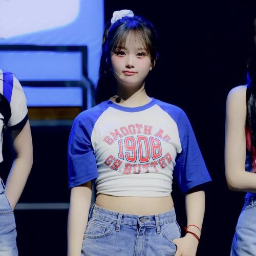 [4K] 250412 트리플에스 서아 (tripleS) 'Girls Never Die' - 서핑 동아리 1기 발대식 직캠 fancam