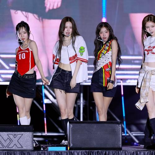 izna (이즈나) 2025년 첫 대학교 축제 원광대 Wonkwang Uni Festa Full Ver.(SIGN + IZNA + IWALY + TIMEBOMB)