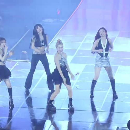 Red Velvet FANCON 'Intro + Feel My Rhythm' 4K Fancam 직캠 | 레드벨벳 팬콘 HAPPINESS: My Dear, ReVe1uv 240802