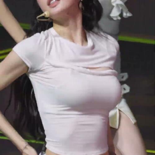 콘서트중 컨디션 난조... #트리플에스 #정혜린