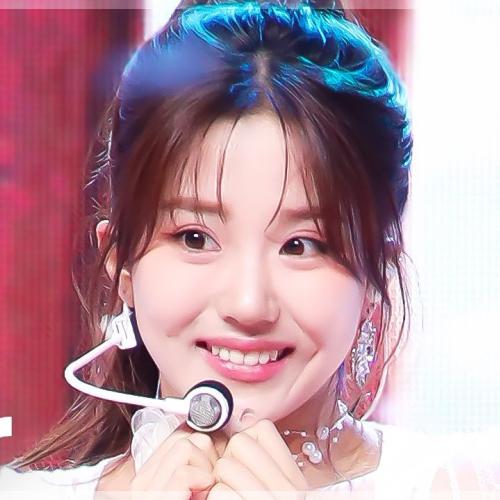 [플리캠 4K] CSR YUNA 'Pretty mob' (첫사랑 유나 직캠) l Simply K-Pop CON-TOUR Ep.618