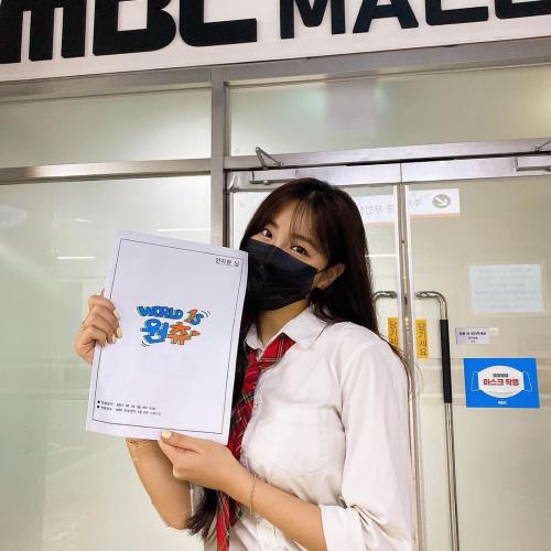 월드 이즈 원츄 출연한 안지현 치어리더